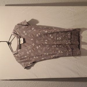 Anthropology Scrapbook hooded no sleeve tunic.